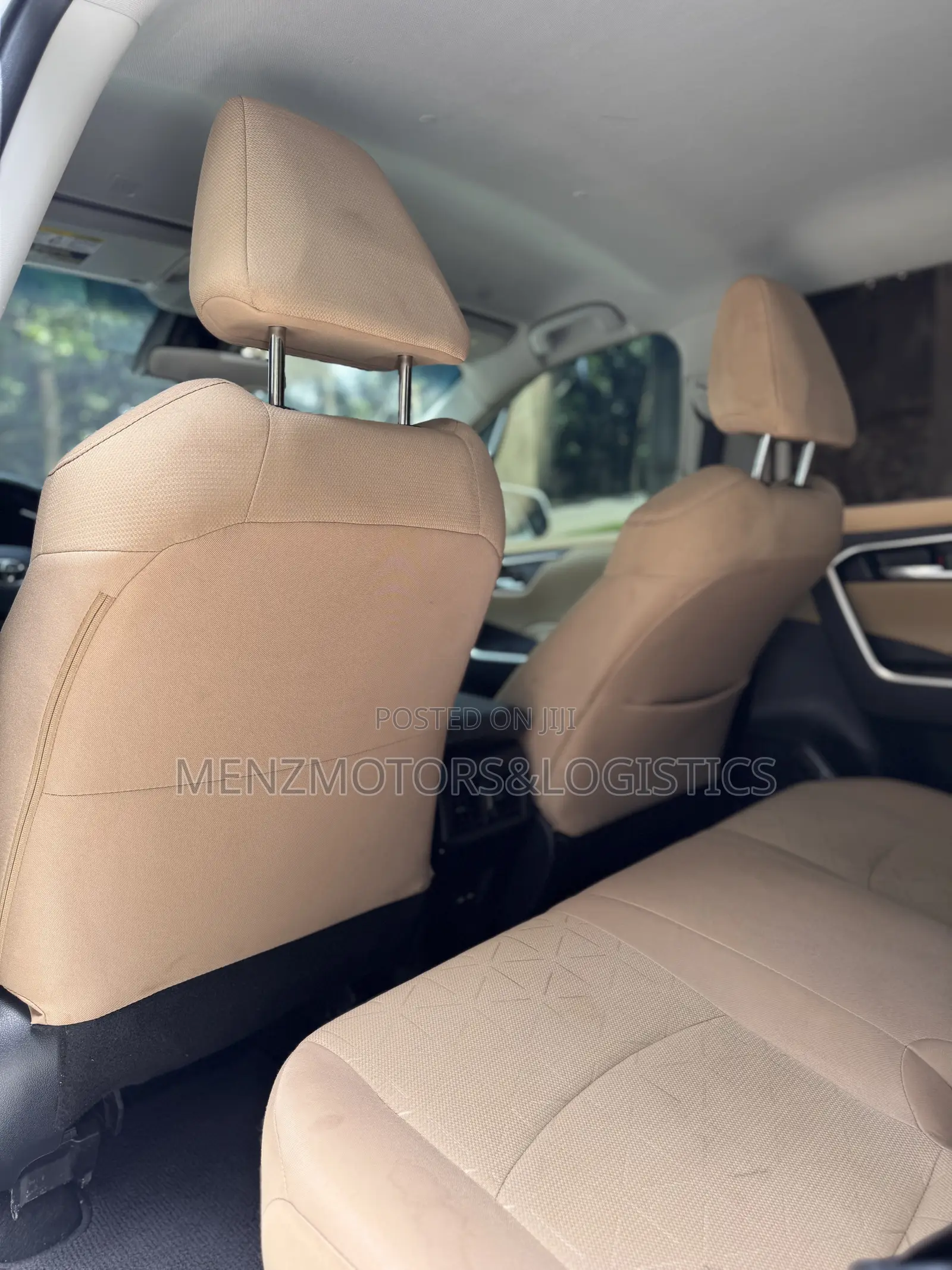 Toyota RAV4 XLE AWD 2023 White