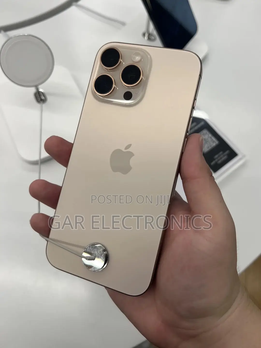 New Apple iPhone 16 Pro Max 512 GB Gold