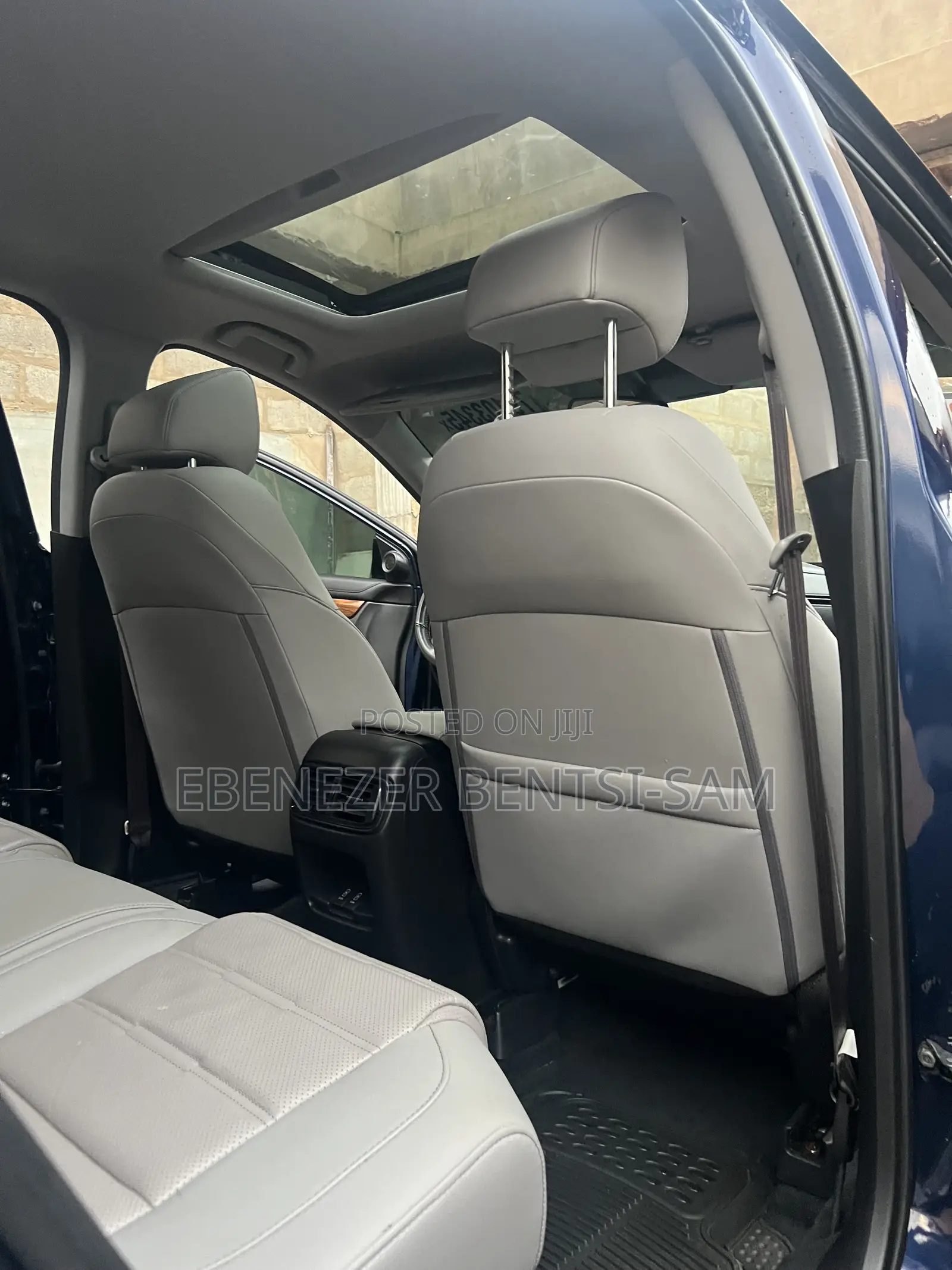 Honda CR-V 2019 Blue