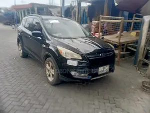 Ford Escape SE FWD 2016 Black