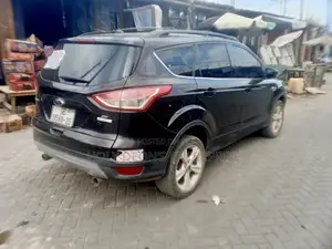 Ford Escape SE FWD 2016 Black