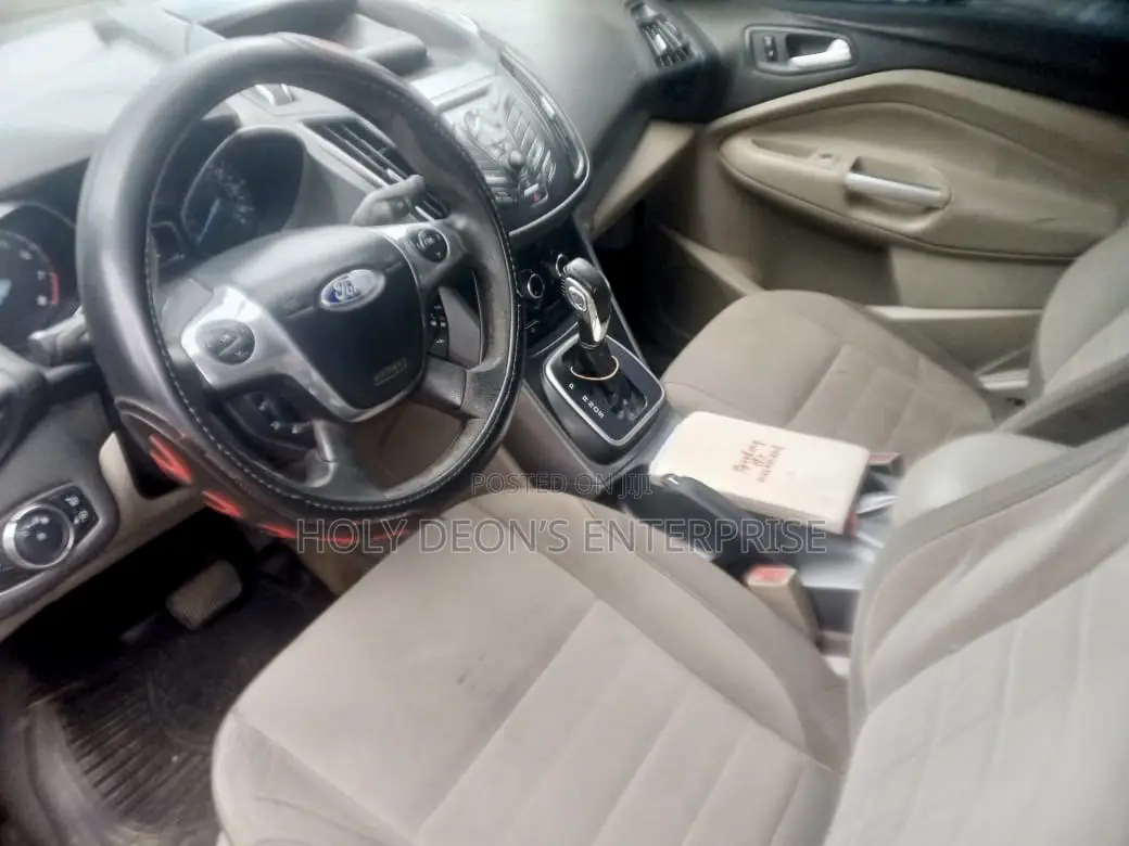 Ford Escape SE FWD 2016 Black