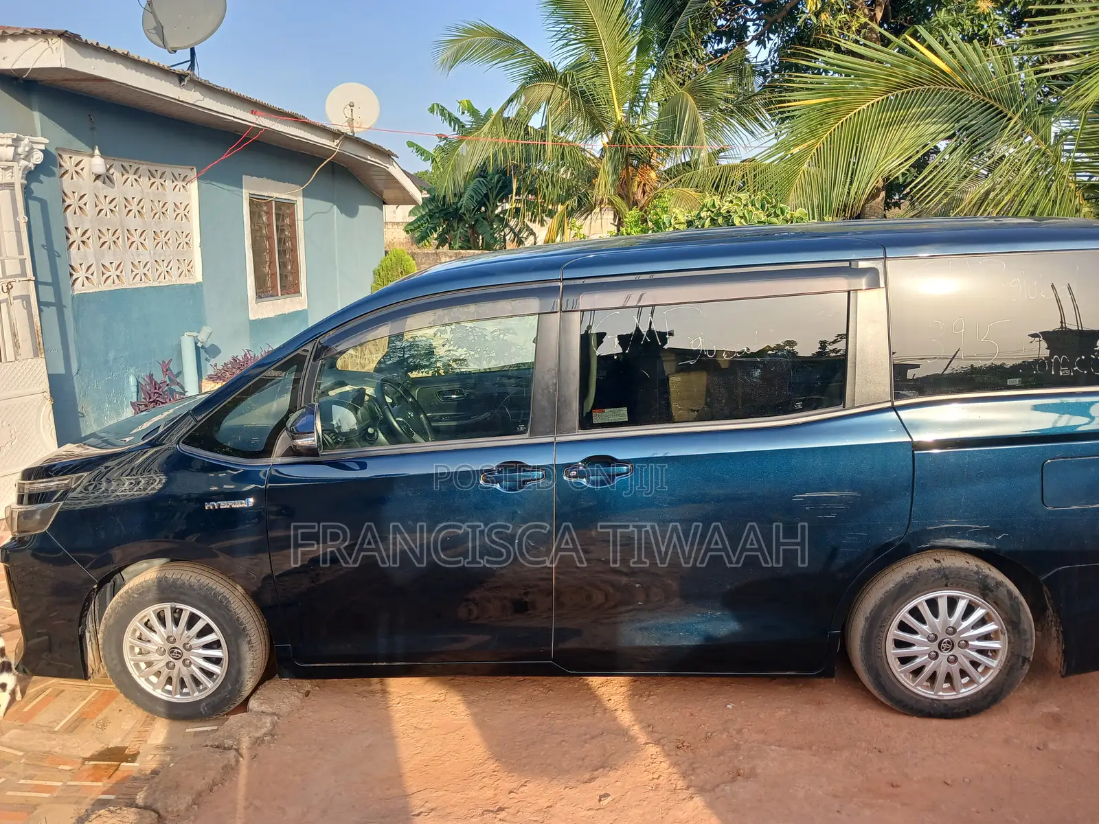 Toyota Voxy SV Premium 2014 Blue