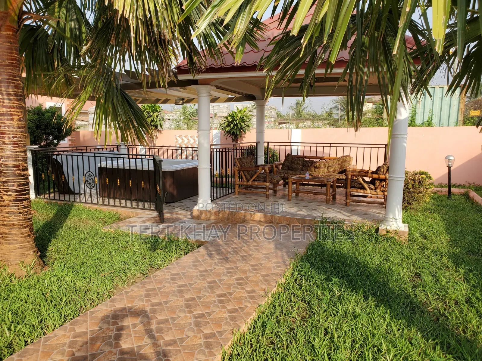 6bdrm House in Community 25 for sale