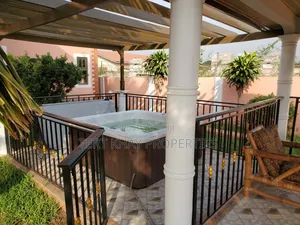 6bdrm House in Community 25 for sale