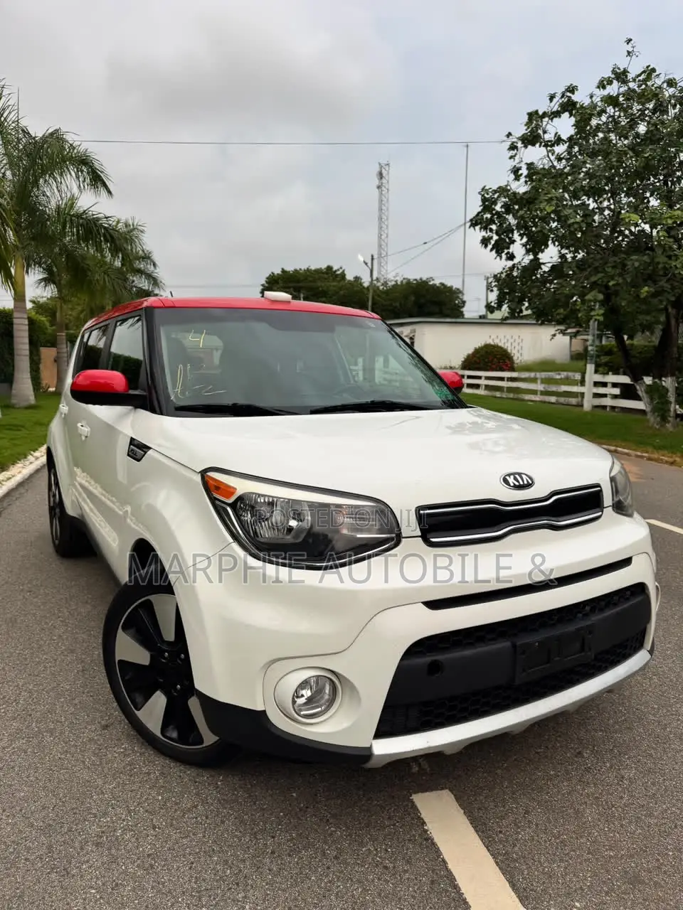 Kia Soul Hatchback 2019 White