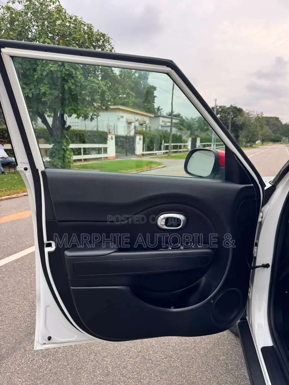 Kia Soul Hatchback 2019 White