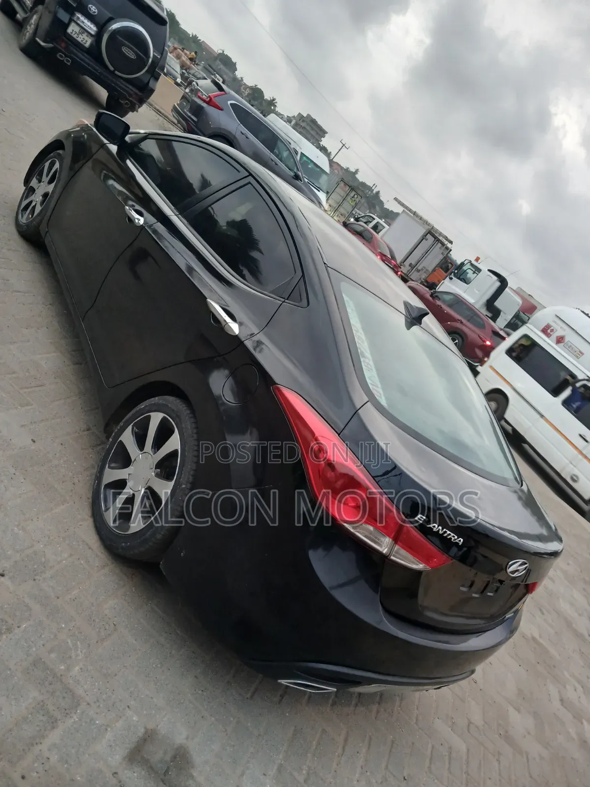 Hyundai Elantra 2012 Black