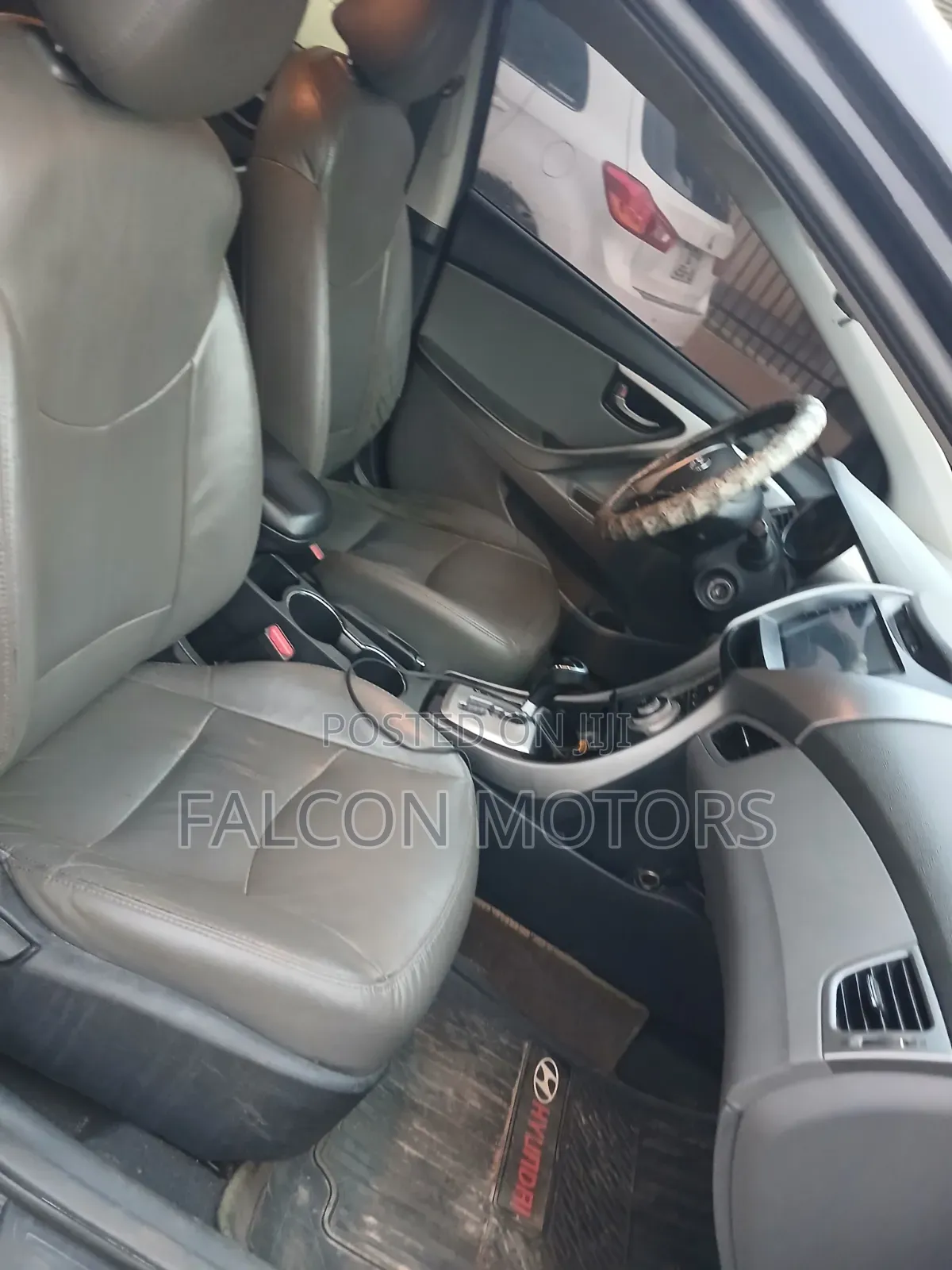 Hyundai Elantra 2012 Black