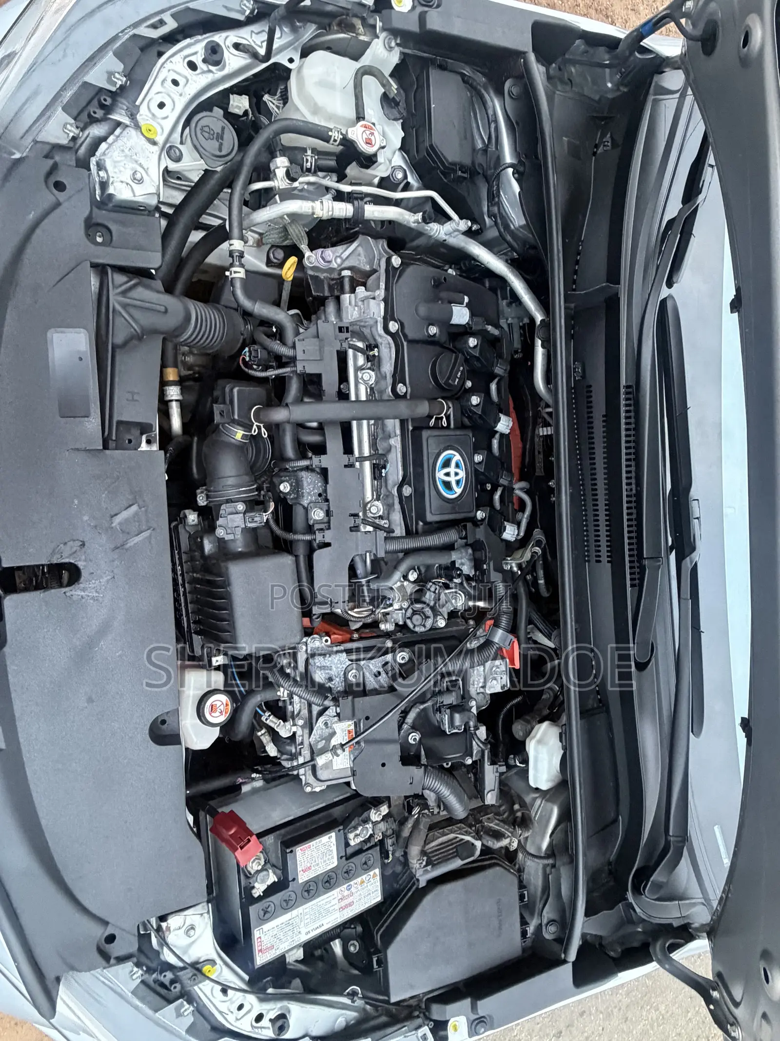 Toyota Corolla LE 2023 Silver