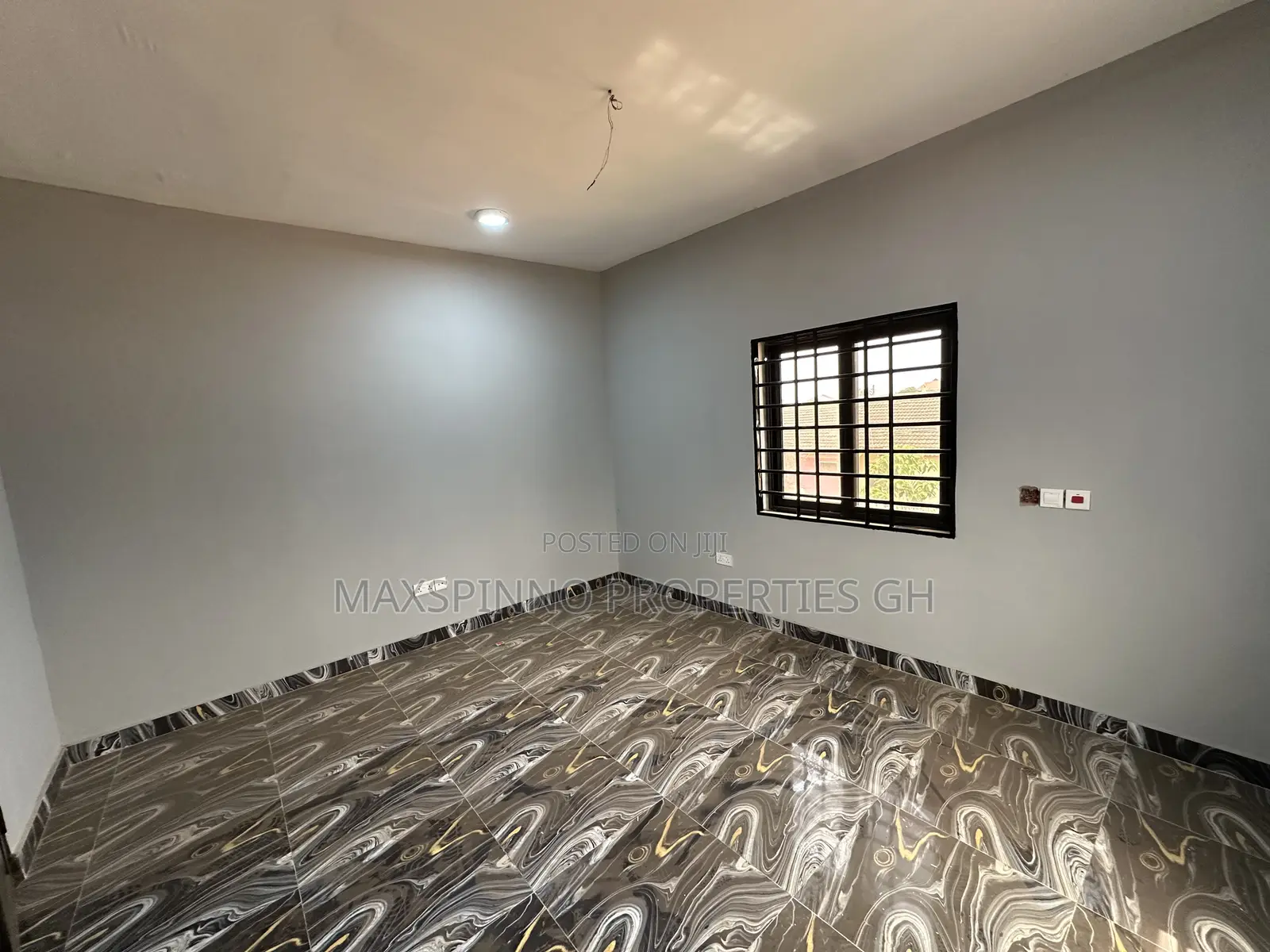 2bdrm Apartment in Maxspinno Properties, Little Roses Area for rent