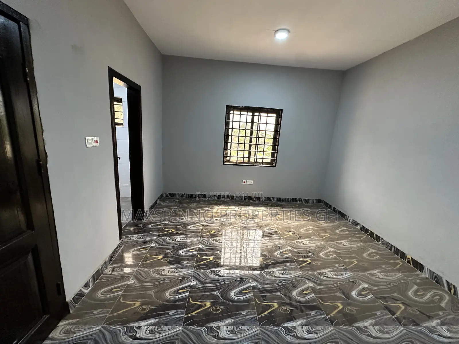 2bdrm Apartment in Maxspinno Properties, Little Roses Area for rent