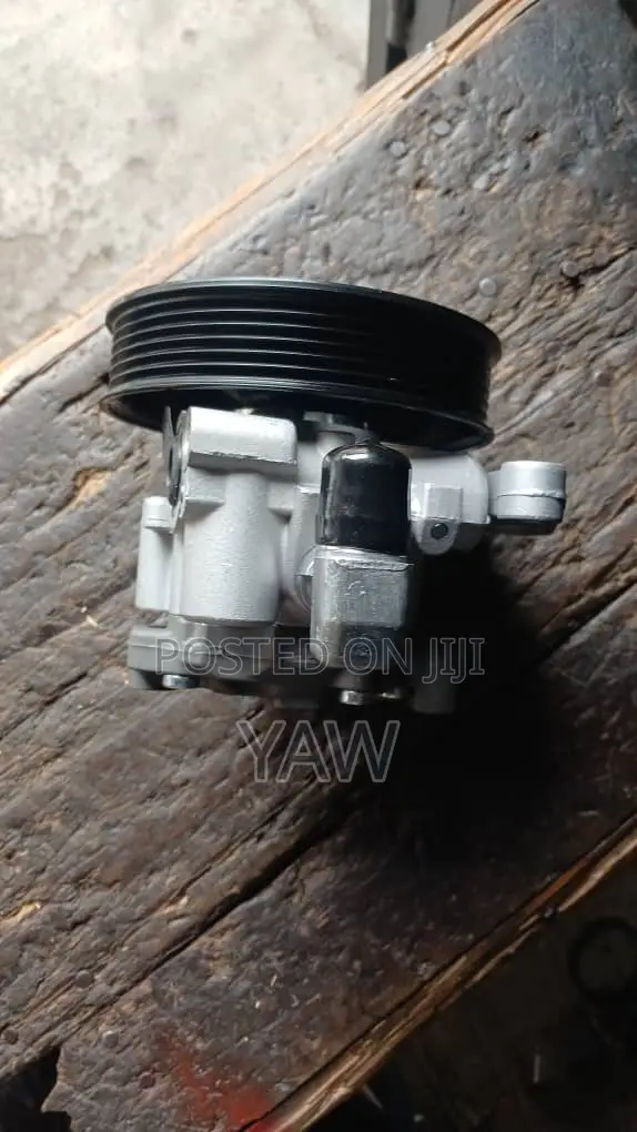 Mercedes-Benz E-Class W205 Power Steering Pump