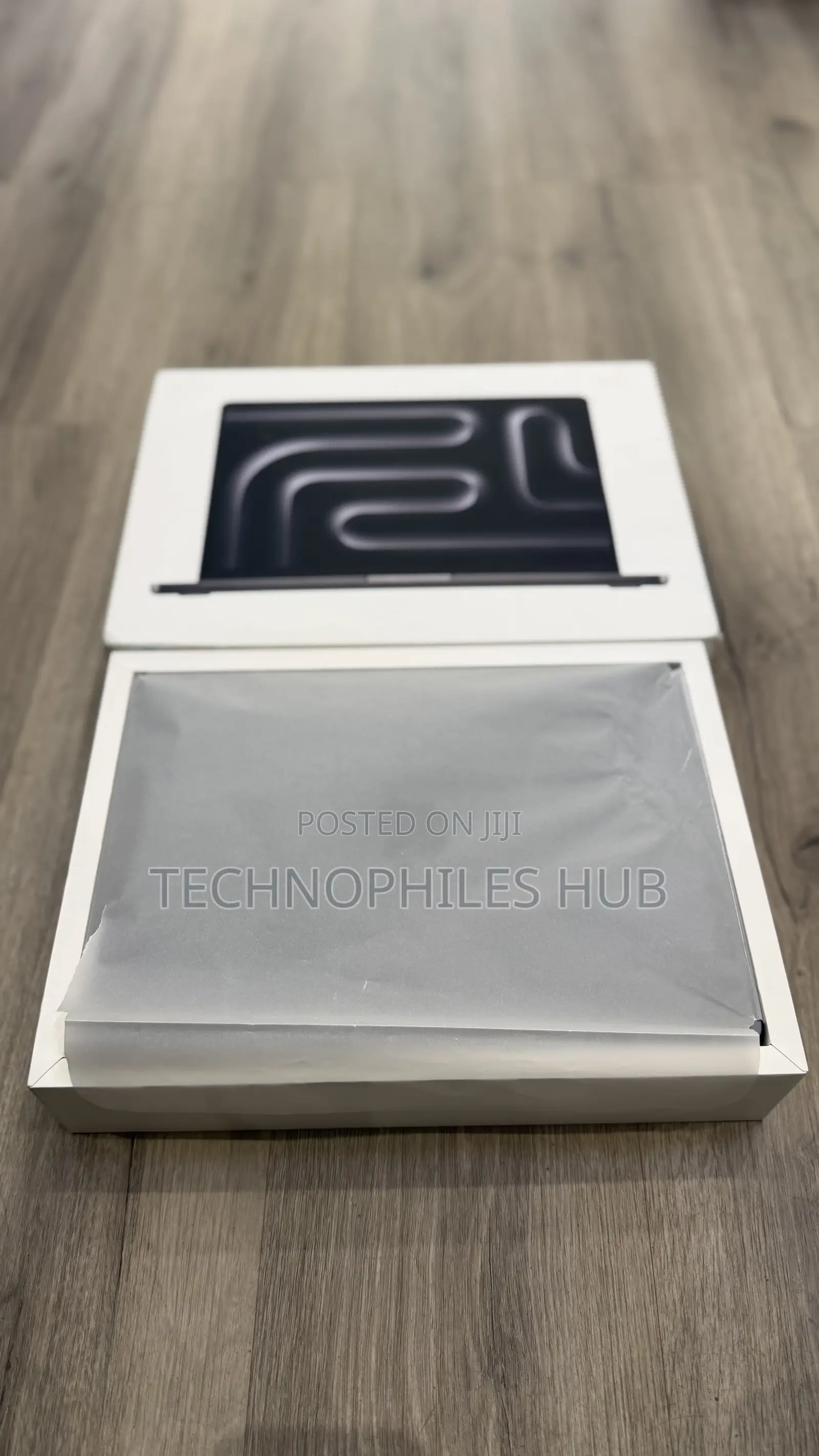 New Laptop Apple MacBook Pro 2023 M3 36GB Apple M3 SSD 512GB