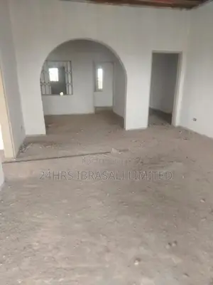 3 Bedroom Flat 4 Unit