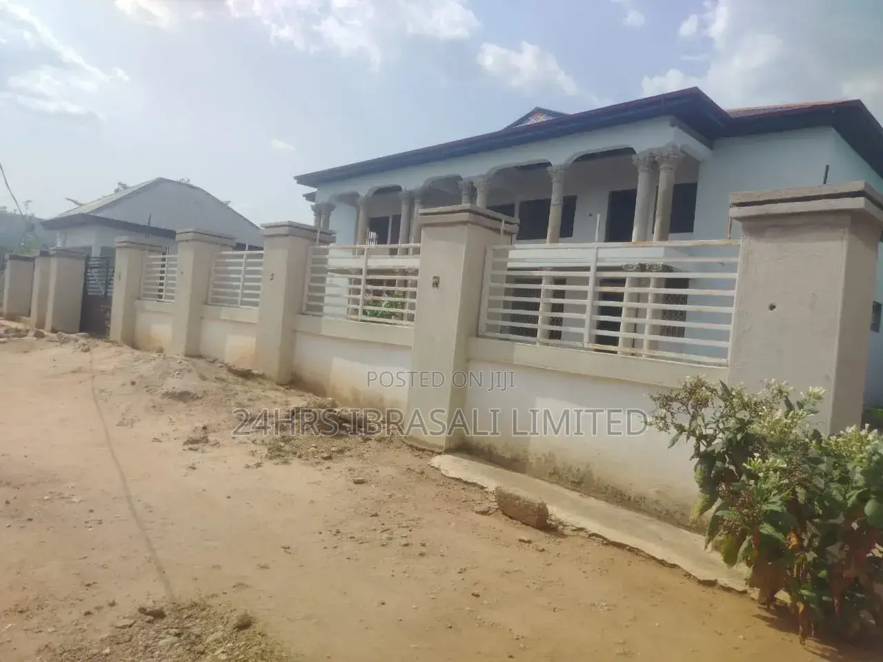 3 Bedroom Flat 4 Unit