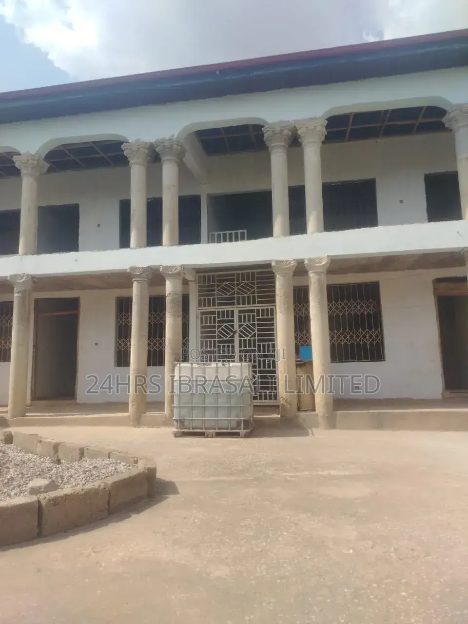 3 Bedroom Flat 4 Unit