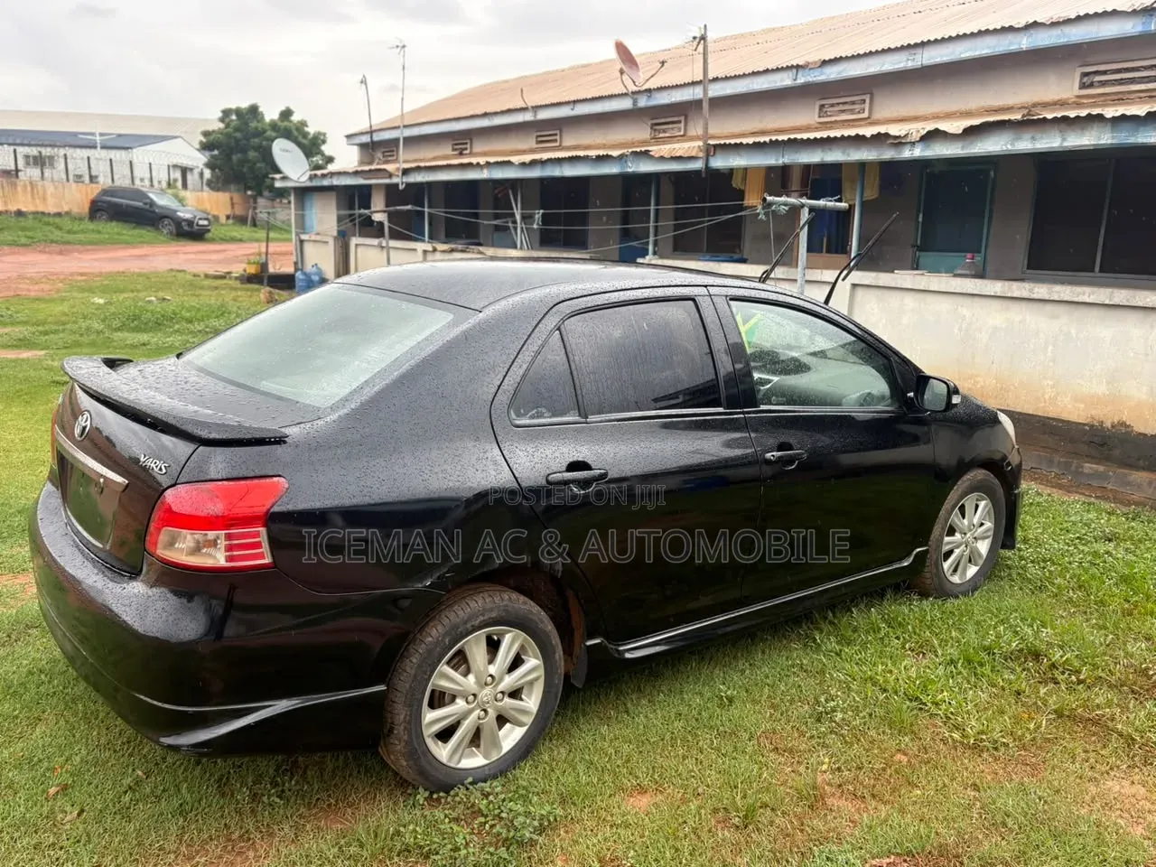 Toyota Yaris 2012 Black