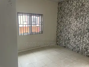 3bdrm House in Community 25 Adom for rent