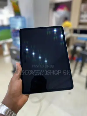 Apple iPad Pro 11 (2022) 256 GB Silver