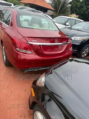 Mercedes-Benz C300 2016