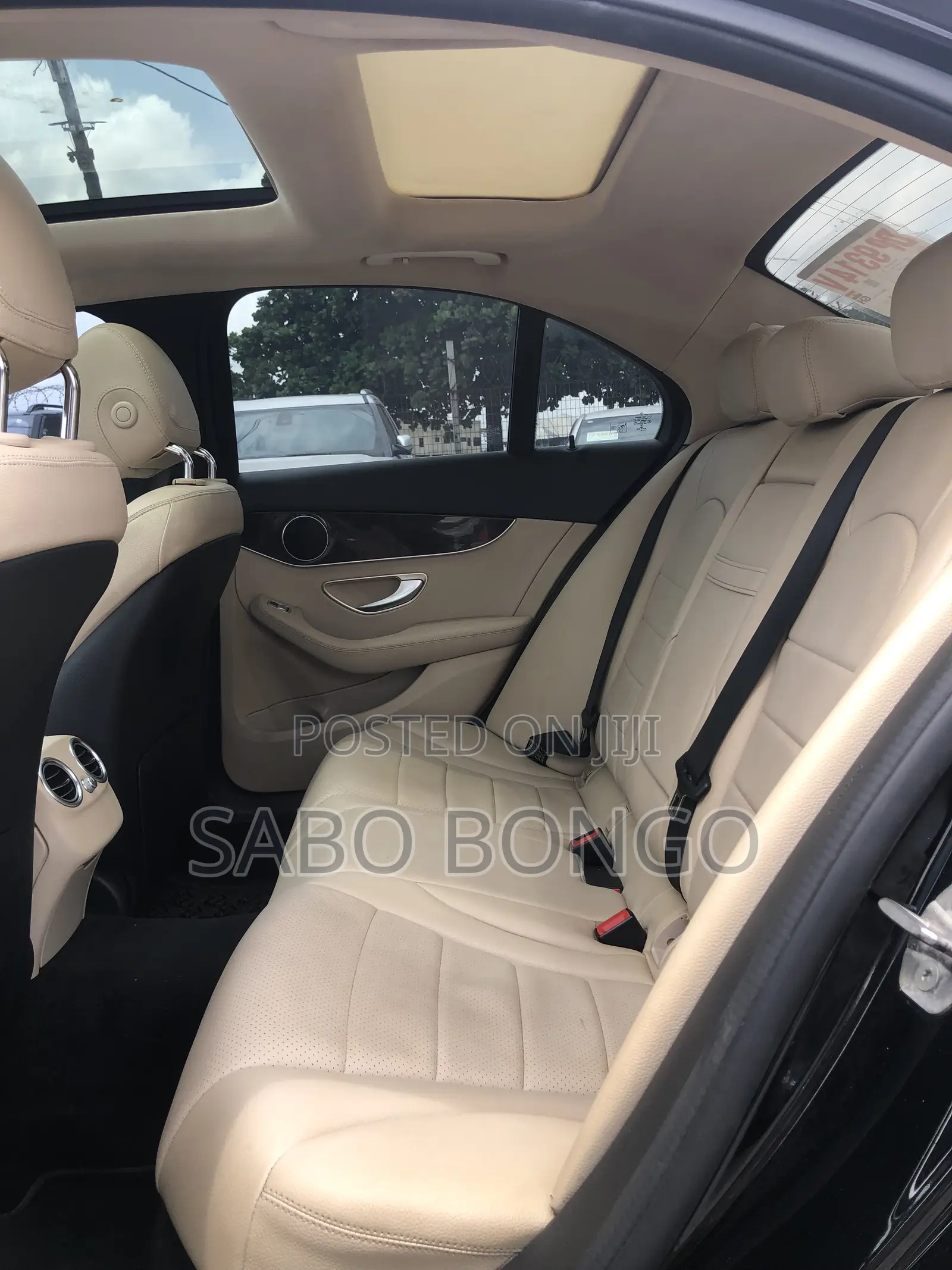 Mercedes-Benz C300 Sport 4Matic Sedan AWD (2.0L 4cyll 7A) 2016 Black