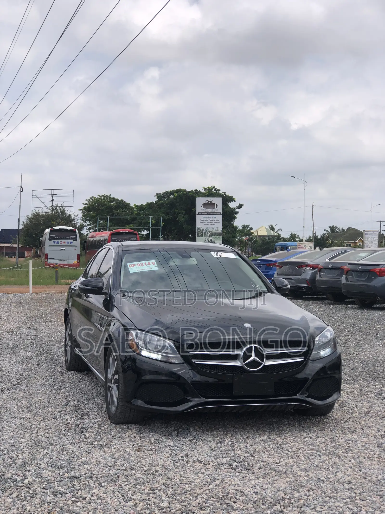 Mercedes-Benz C300 Sport 4Matic Sedan AWD (2.0L 4cyll 7A) 2016 Black