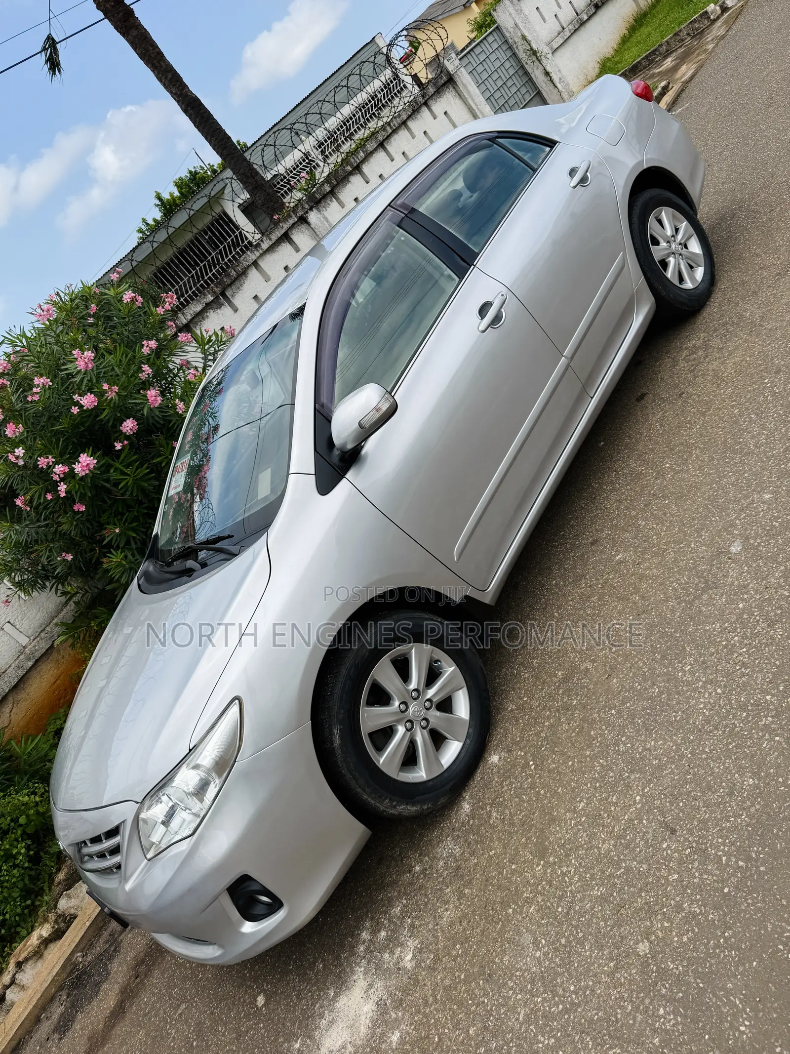 Toyota Corolla 2012 Silver