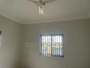 3bdrm House in Community 25 Adom for sale