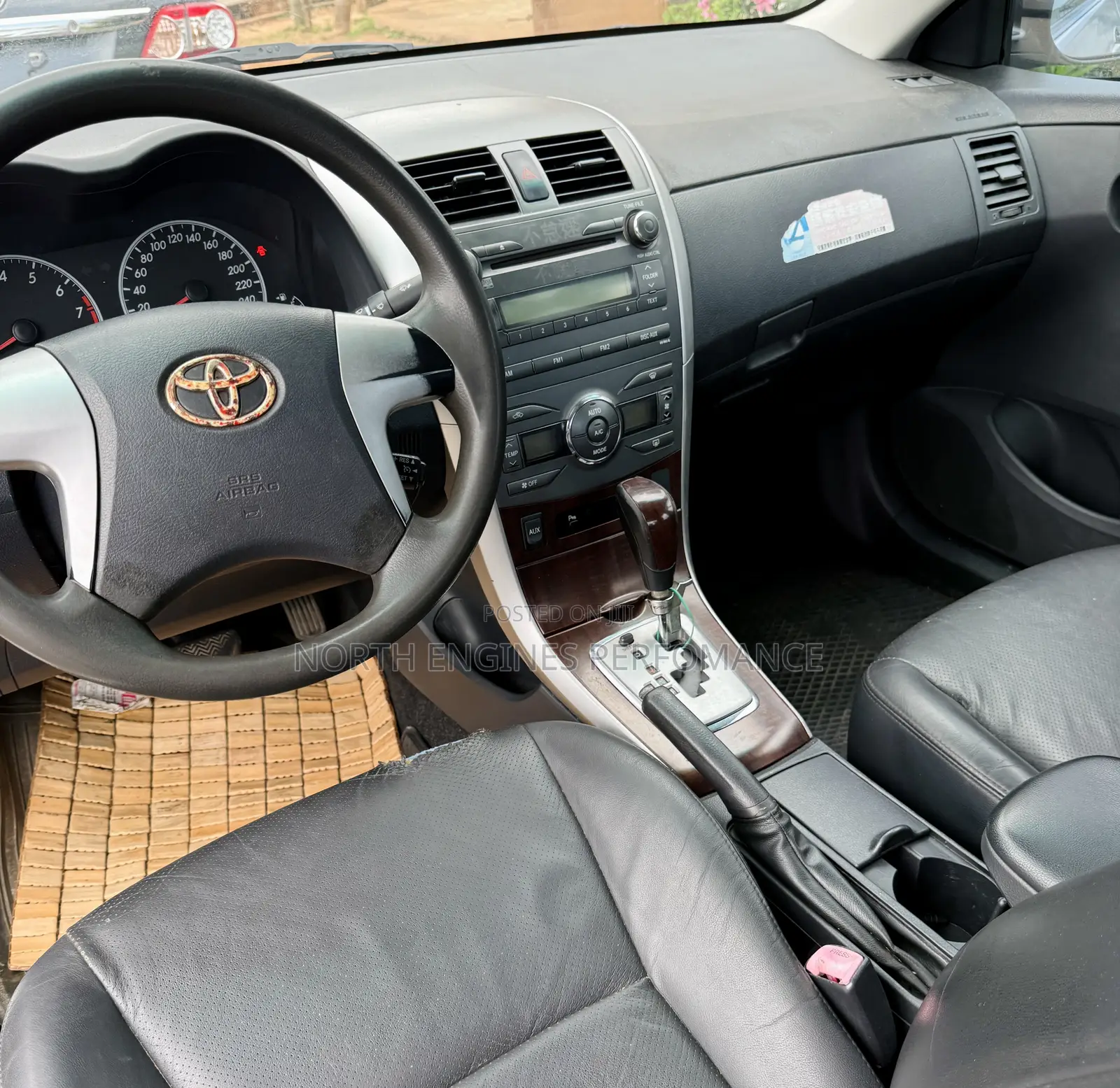 Toyota Corolla 2012 Silver