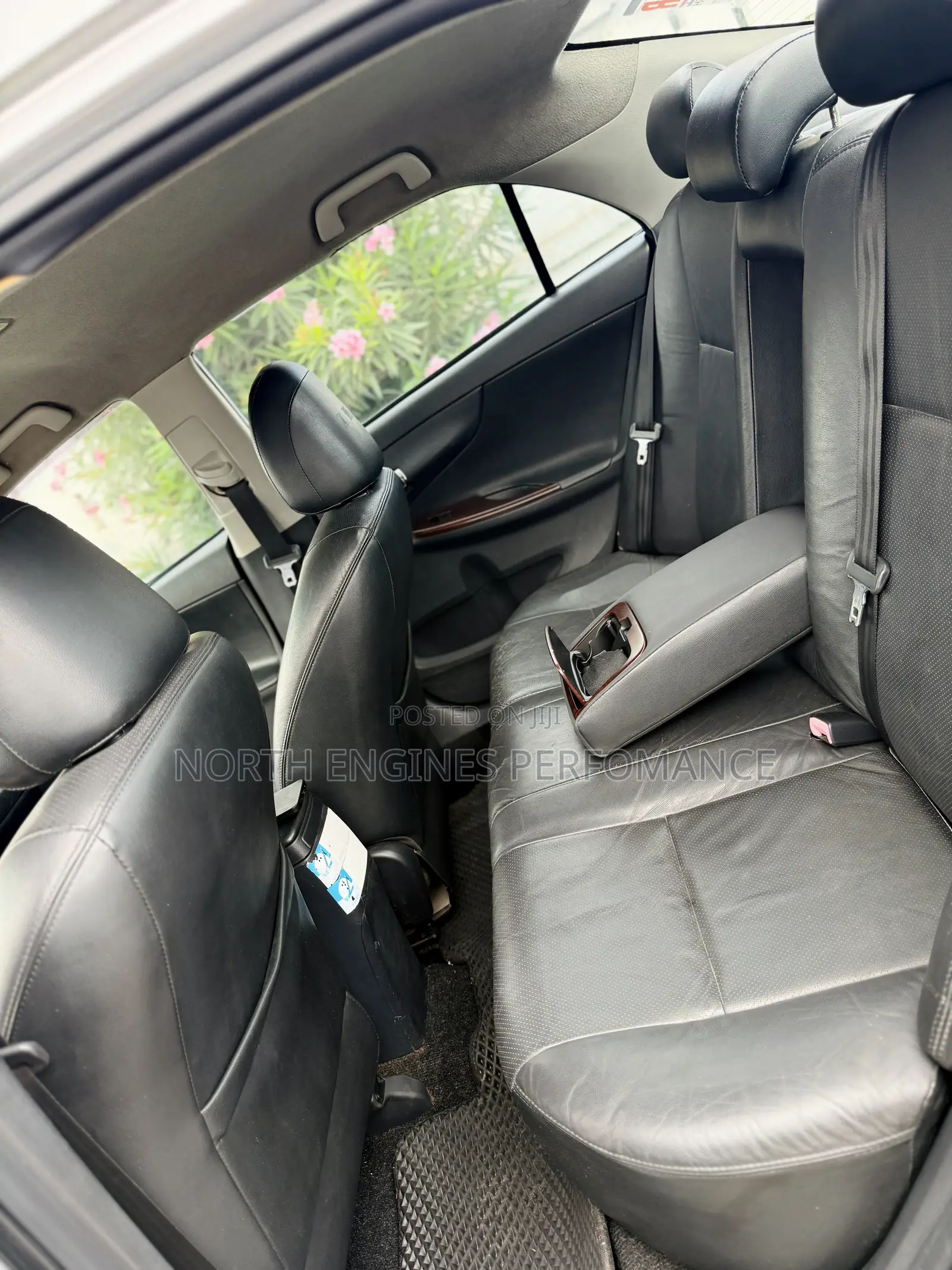 Toyota Corolla 2012 Silver