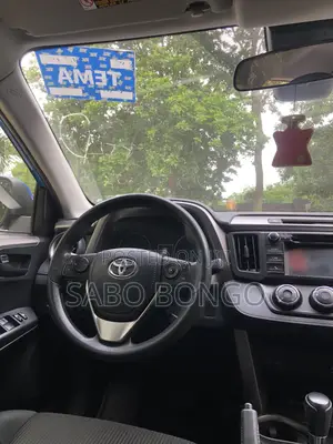 Toyota RAV4 LE 4dr SUV AWD (2.5L 4cyl 6A) 2018 Blue