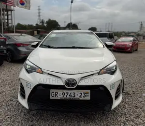 Toyota Corolla S 4dr Sedan (1.8L 4cyl CVT) 2014 White