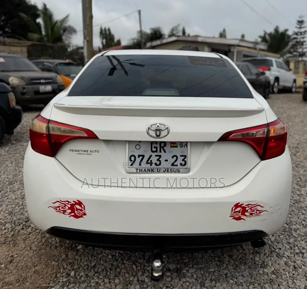 Toyota Corolla S 4dr Sedan (1.8L 4cyl CVT) 2014 White