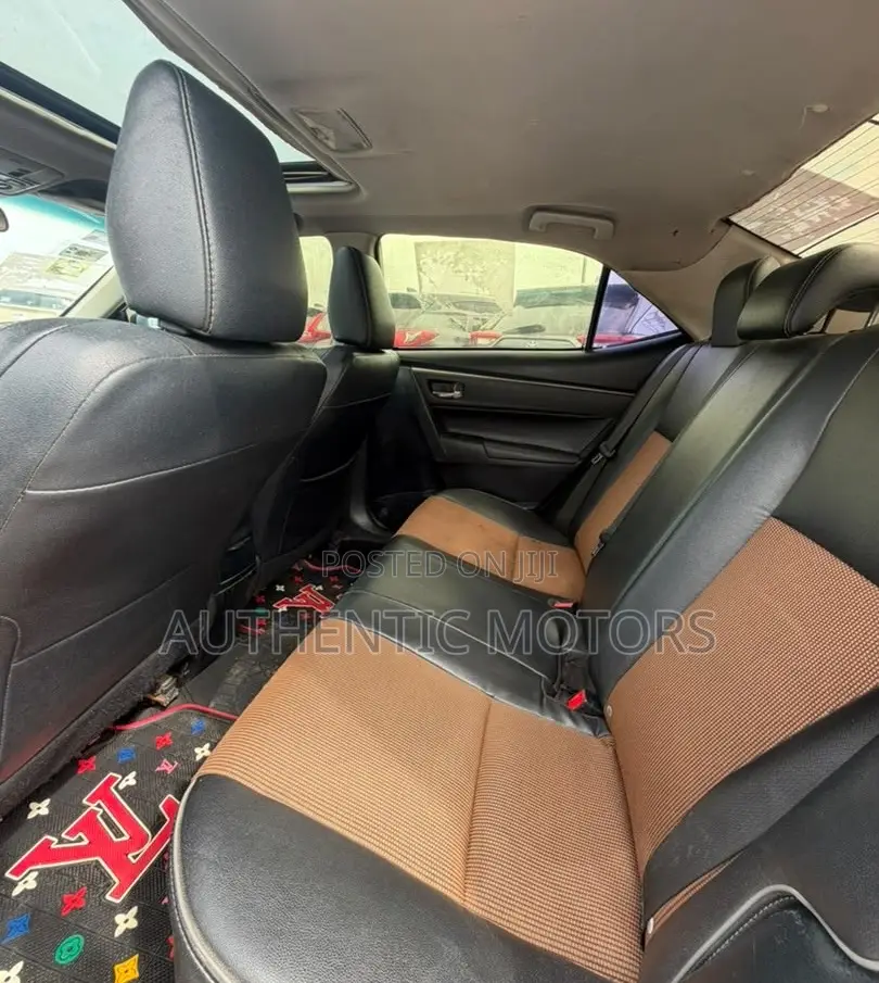Toyota Corolla S 4dr Sedan (1.8L 4cyl CVT) 2014 White