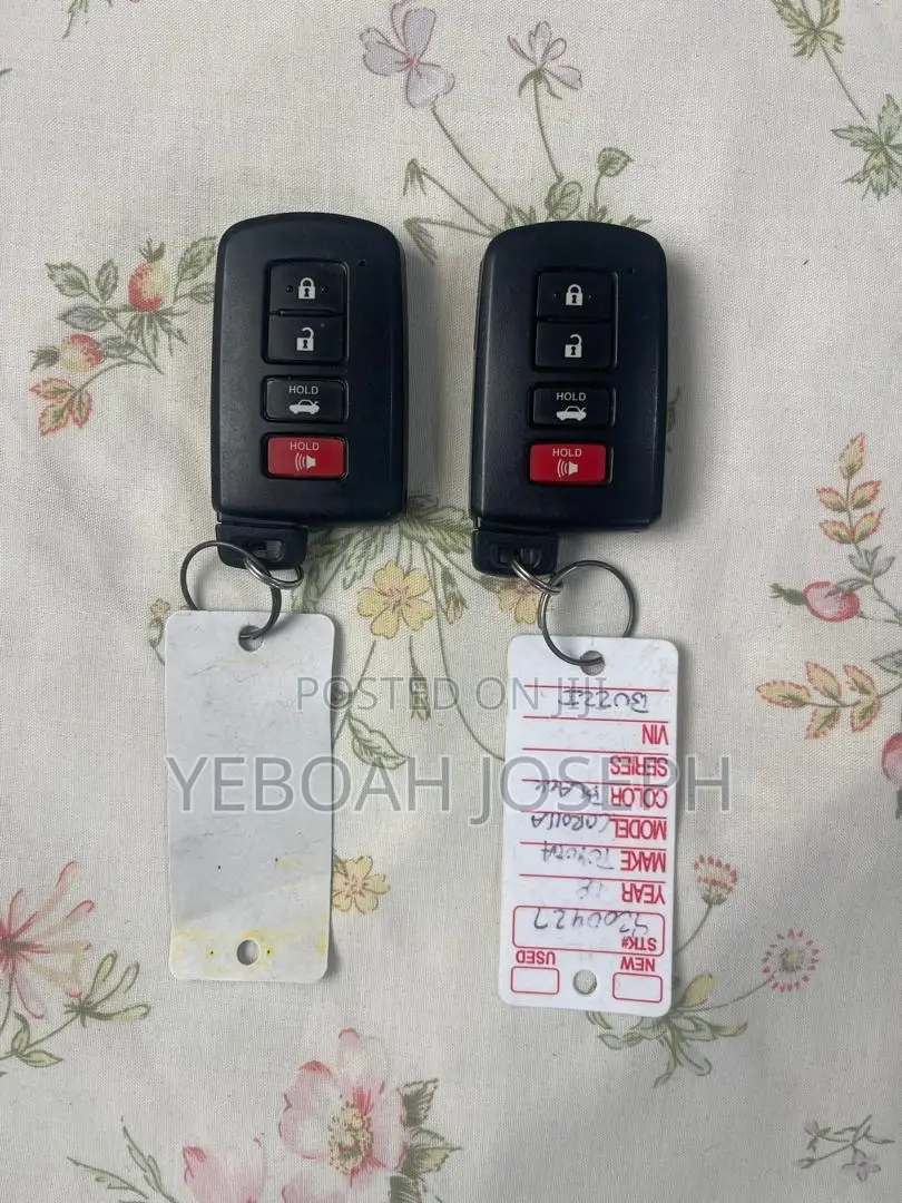 Toyota Corolla SE (1.8L 4cyl 6M) 2018 Black
