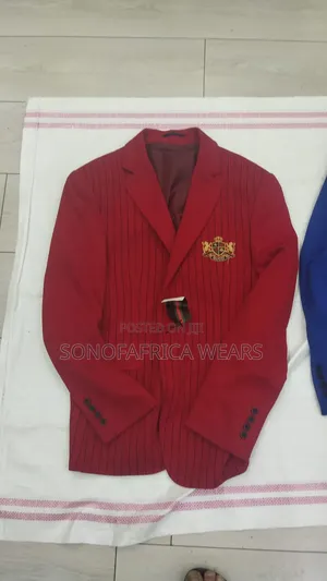 Brand New Men Turkish Slim Fit Fashion Blazers With Crest
