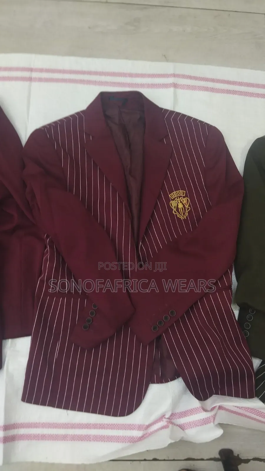 Brand New Men Turkish Slim Fit Fashion Blazers With Crest