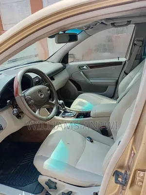 Mercedes-Benz C240 2003 Gold