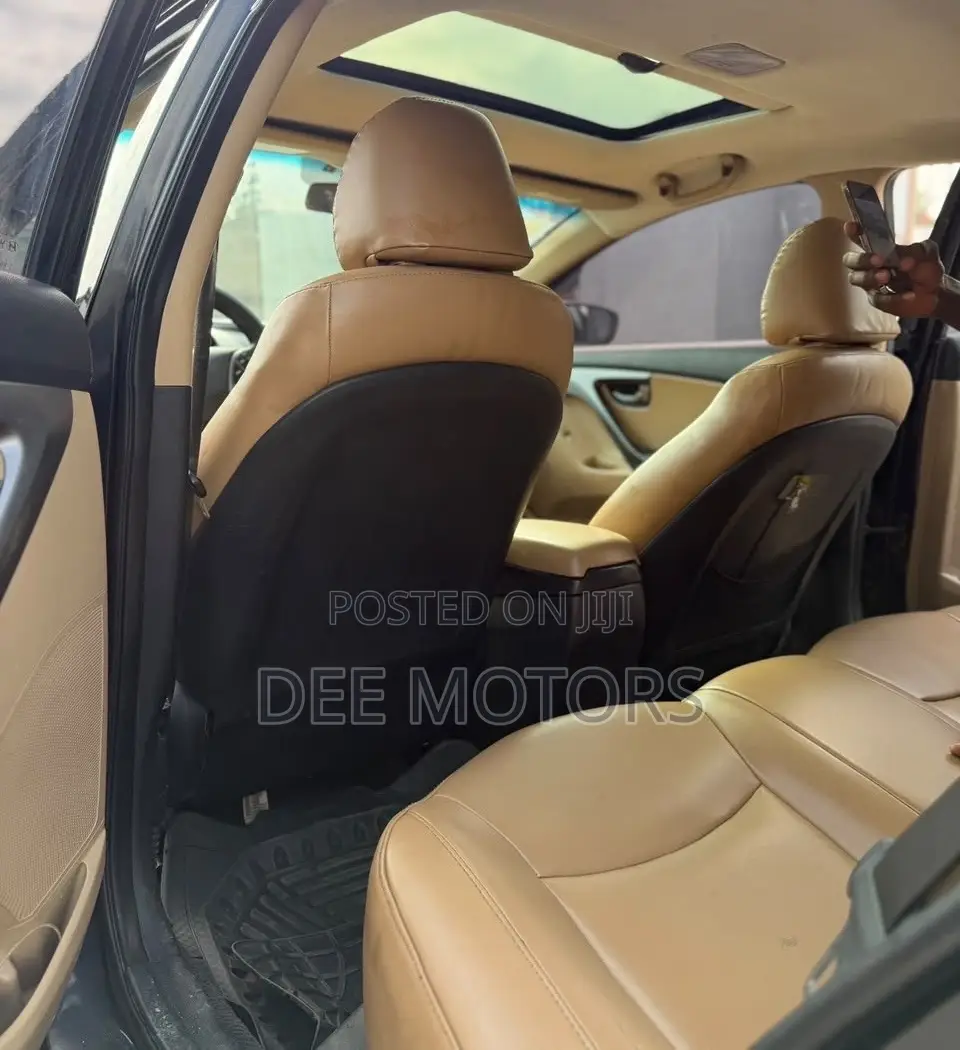 Hyundai Elantra 2013 Black