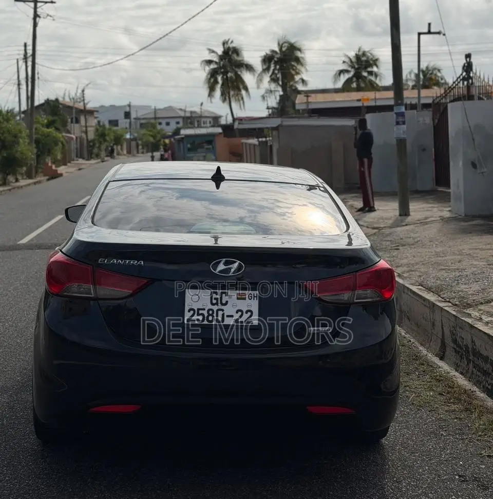 Hyundai Elantra 2013 Black
