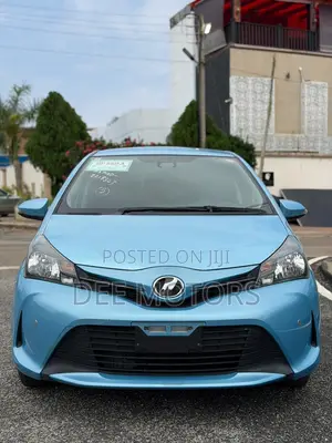 Toyota Vitz 2015 Blue