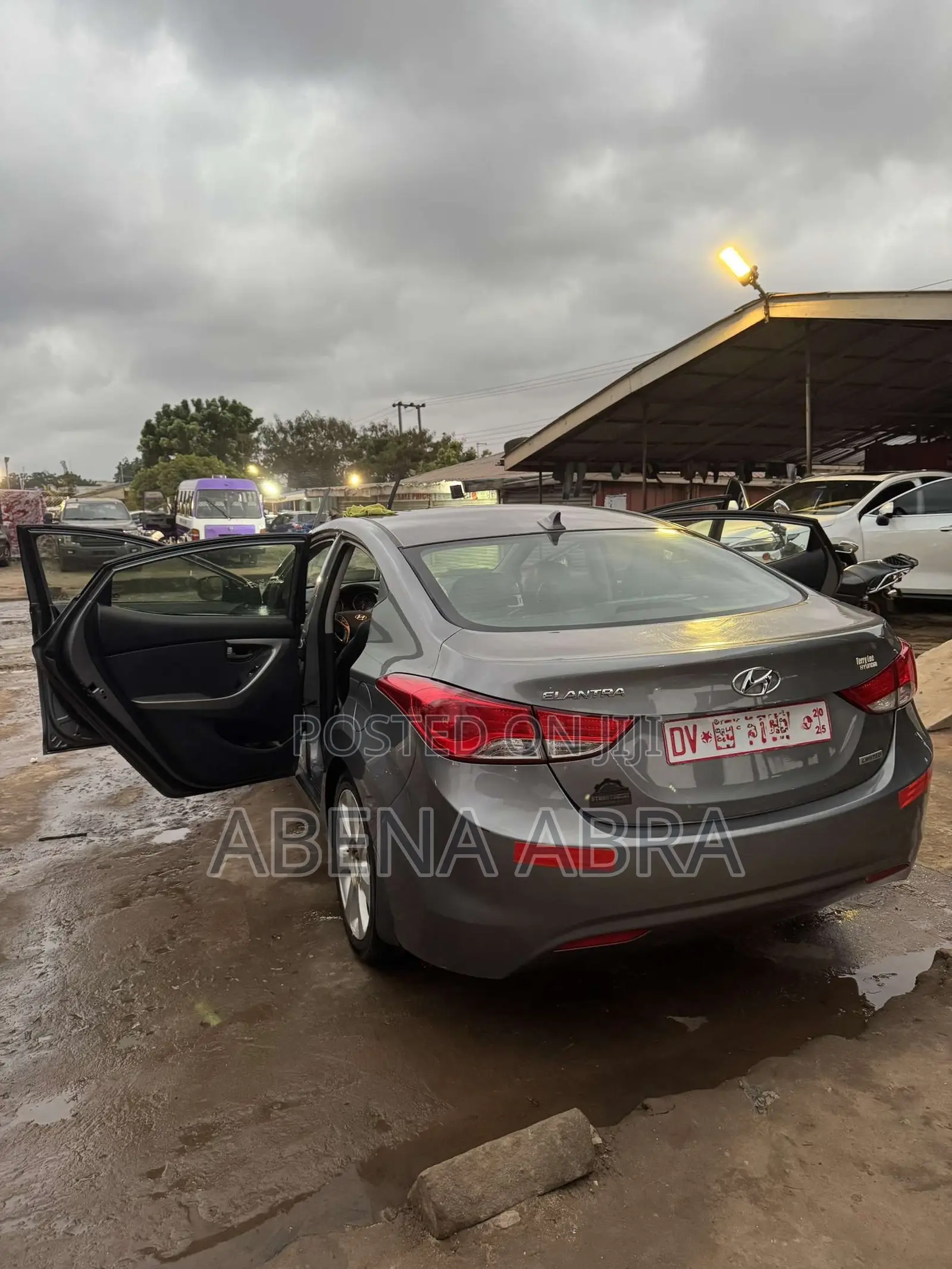 Hyundai Elantra 2013 Gray