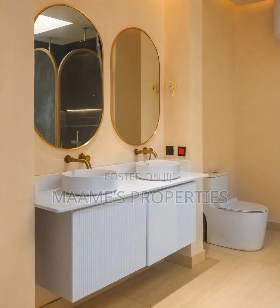 4bdrm Duplex in Tseaddo for sale