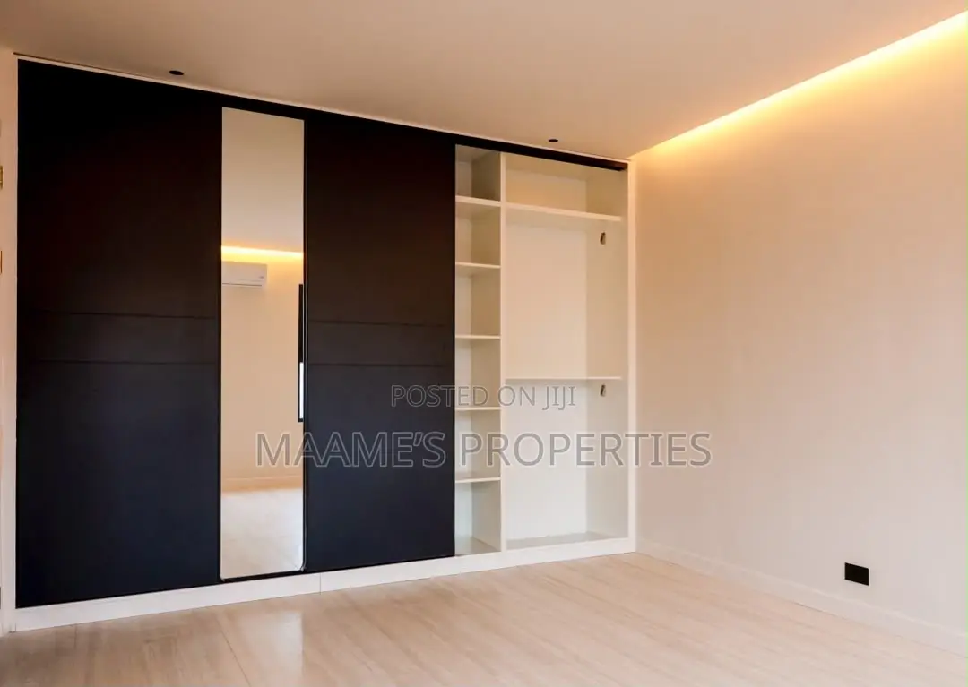 4bdrm Duplex in Tseaddo for sale