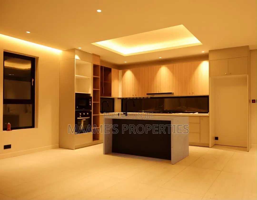 4bdrm Duplex in Tseaddo for sale