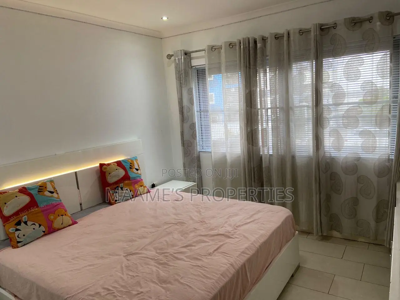 Furnished 4bdrm Townhouse / Terrace in Cantonments for rent