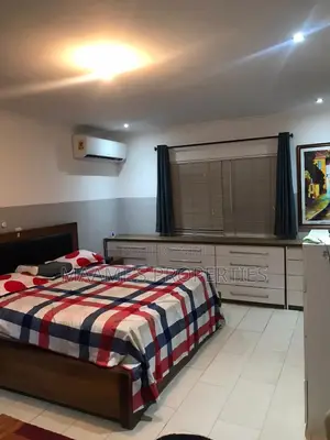 Furnished 4bdrm Townhouse / Terrace in Cantonments for rent