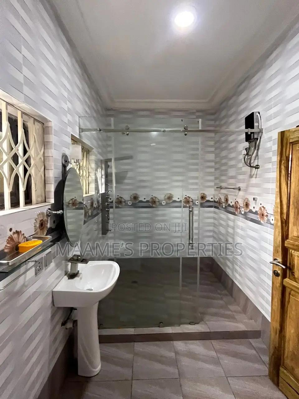3bdrm Apartment in Adenta for rent