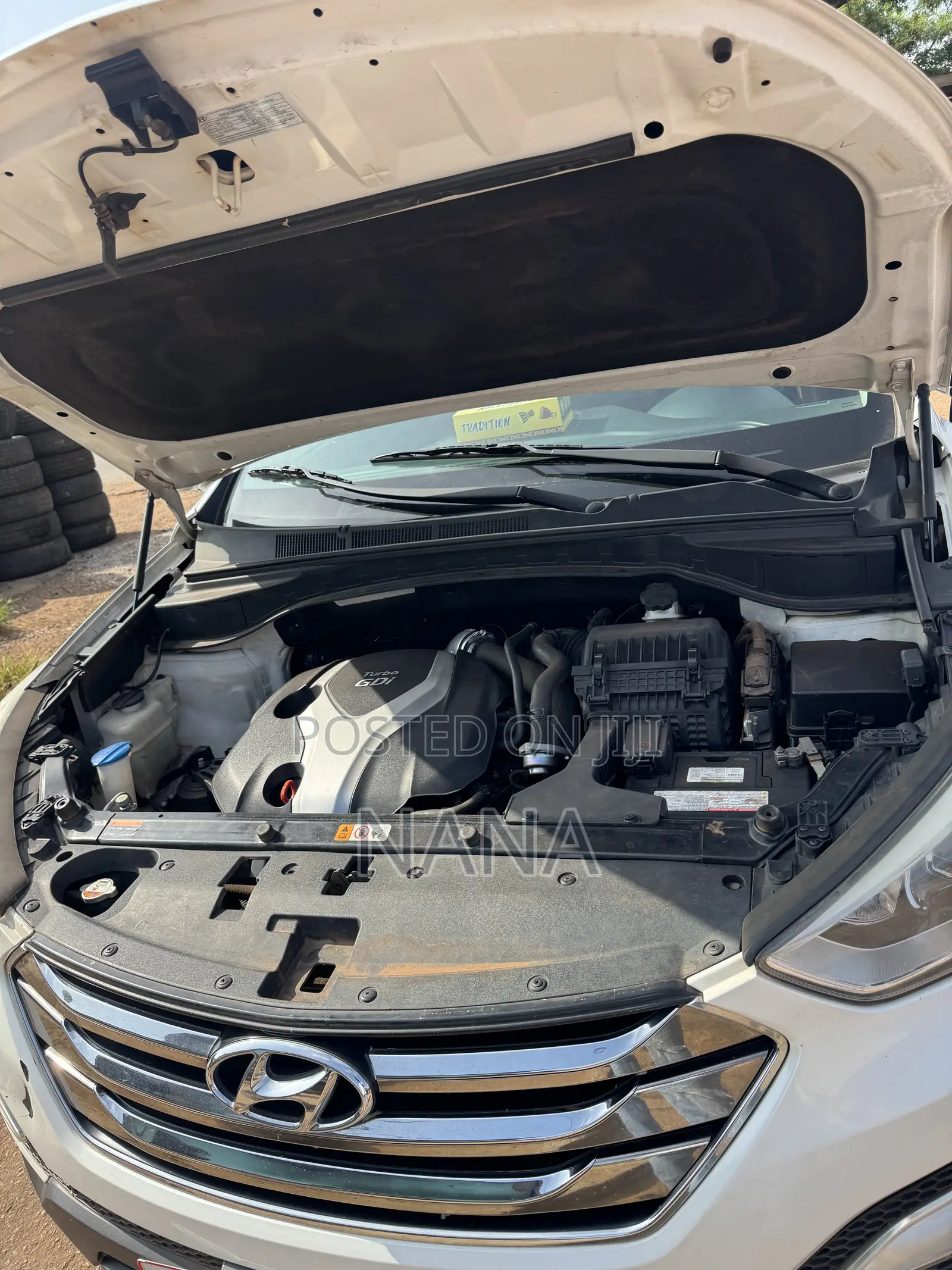 Hyundai Santa Fe 2014 White